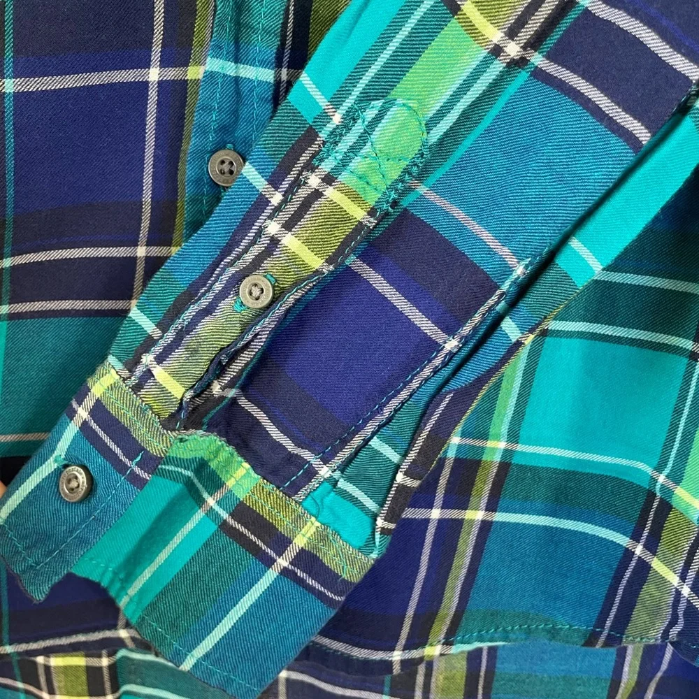 Aeropostale Plaid Flannel - Picture 3 of 9